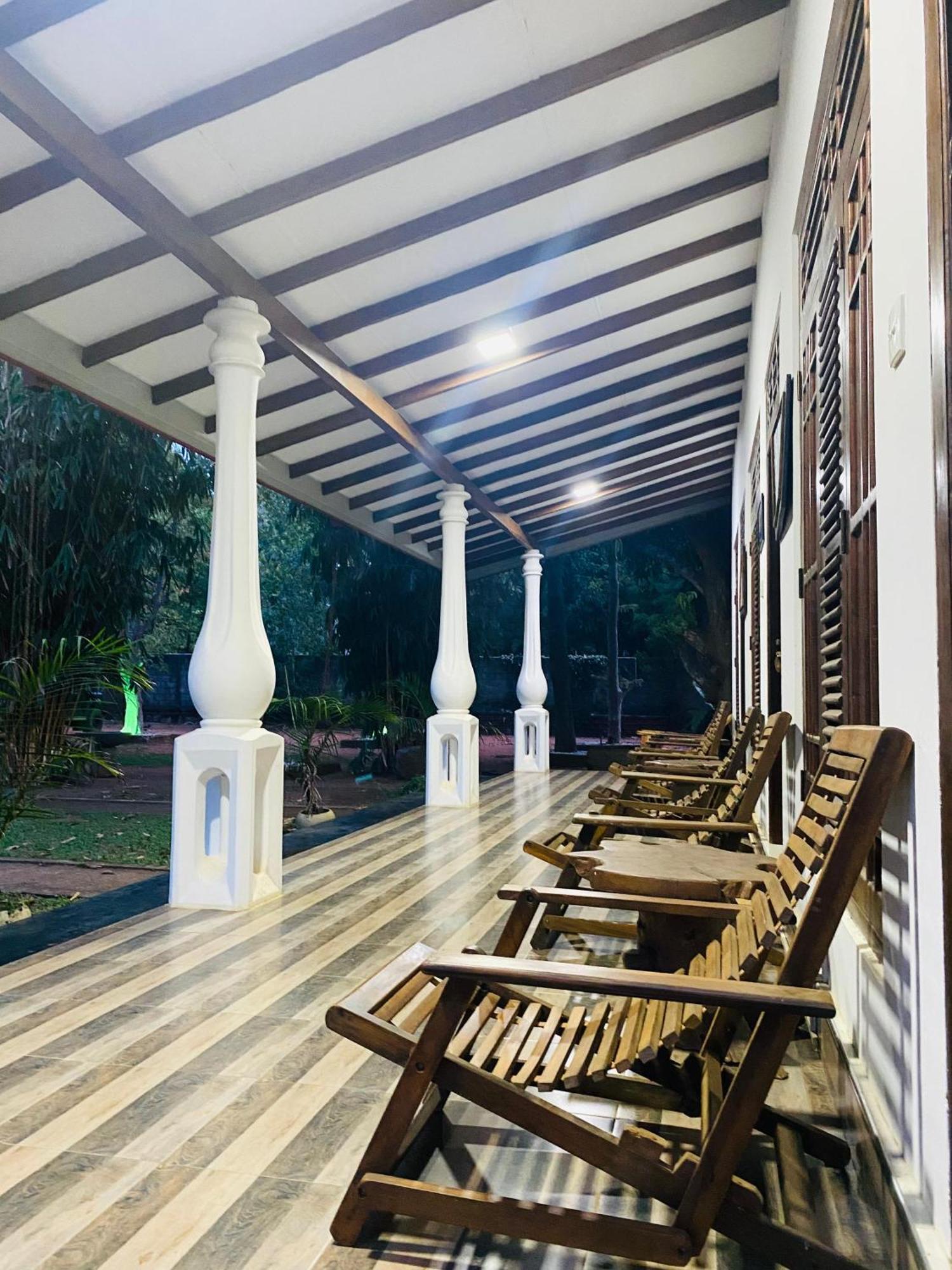 Winmi Resort Habarana Extérieur photo